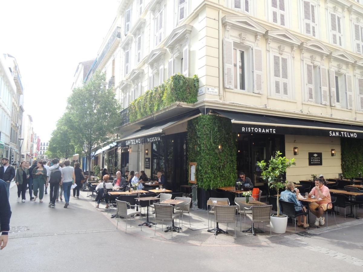 Totolulu Cannes Blue Corner المظهر الخارجي الصورة